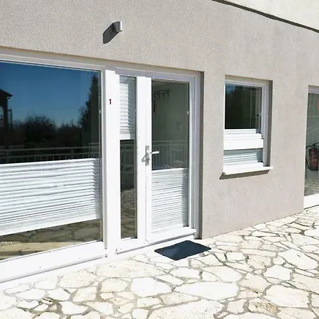 Apartment Rubesi *